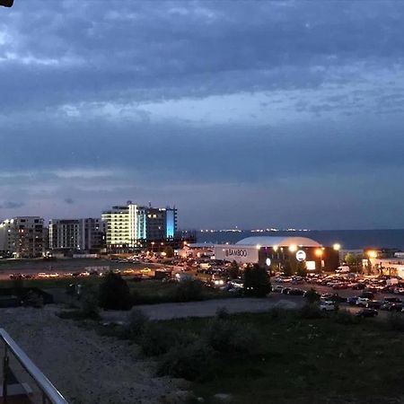 Appartamento Monalissa Summerland Mamaia Esterno foto
